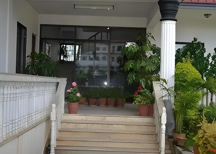 Norbu Sangpo Hotel