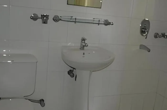 Hotel Norbu Sangpo 3*