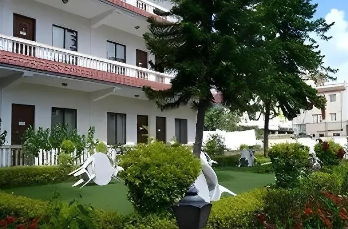 Norbu Sangpo Hotel 3*